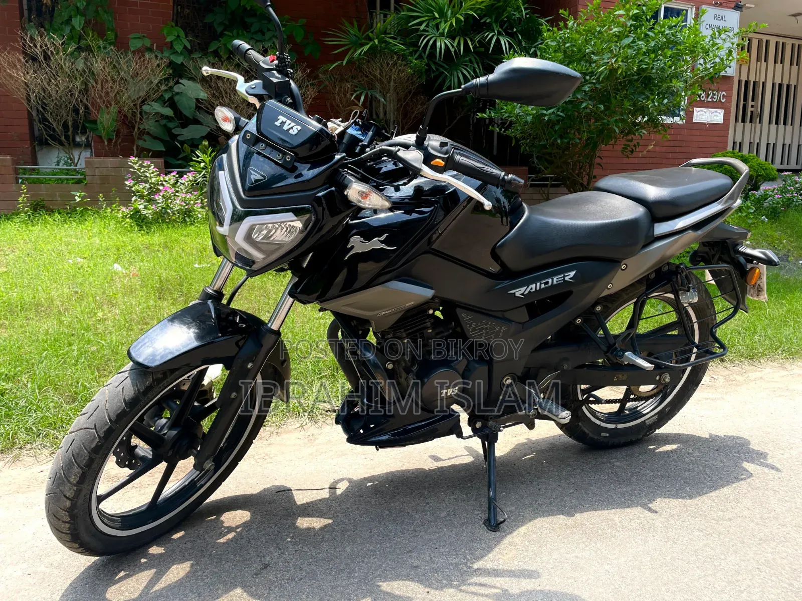 TVS Raider 125 2023 Black