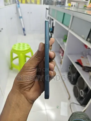 Vivo Y21d 128 GB Blue
