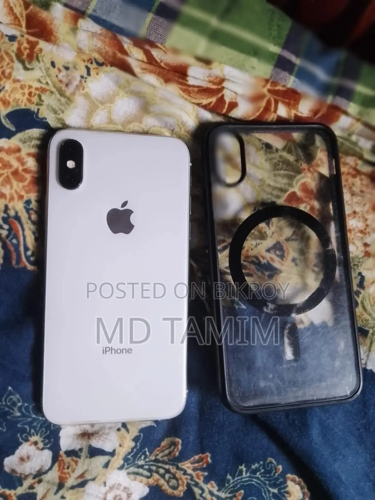 New Apple iPhone XS 64 GB White