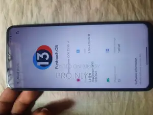 iQOO 128 GB Silver
