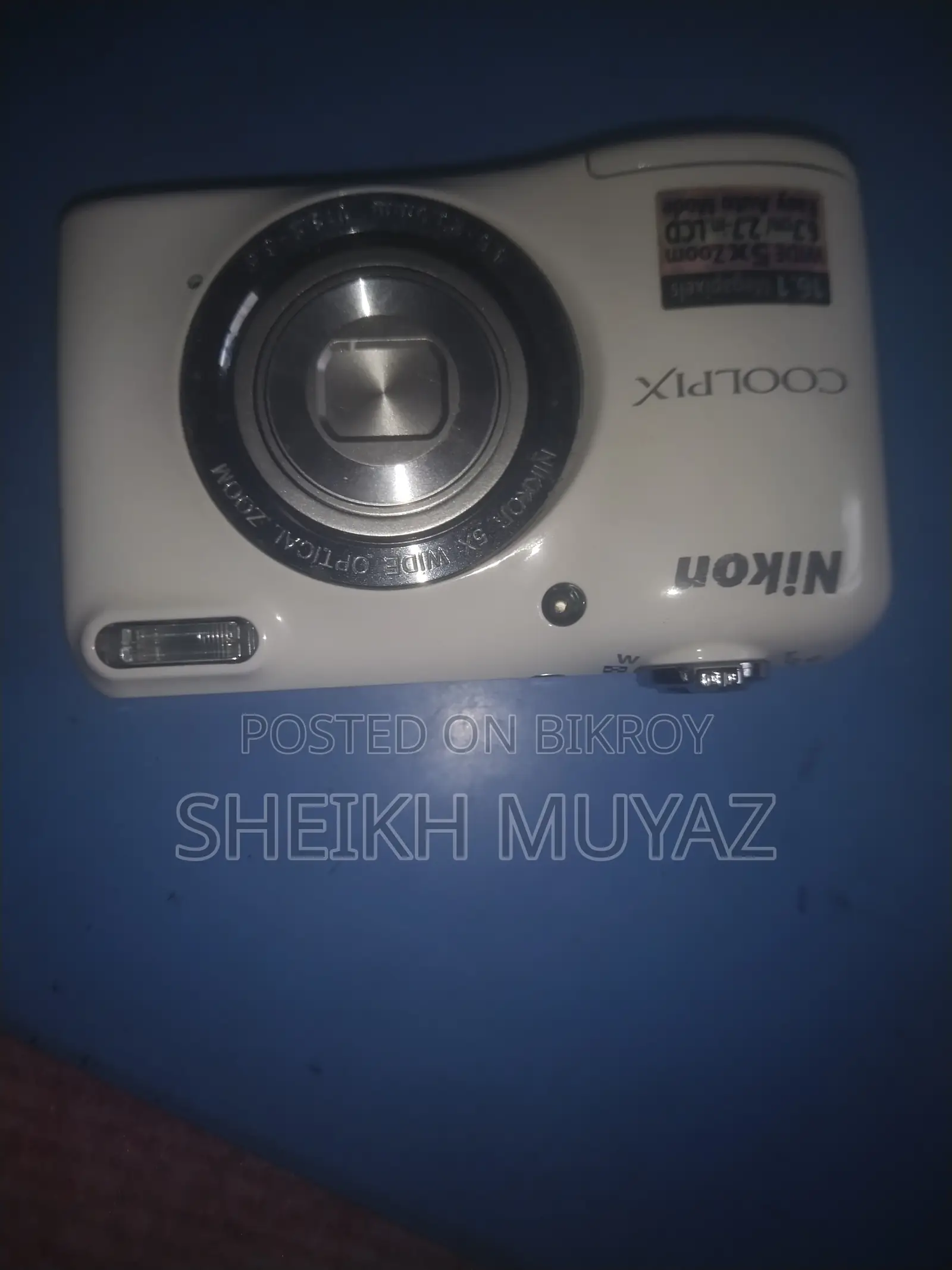 Nikon Coolpix L27 Mini Digital Camera