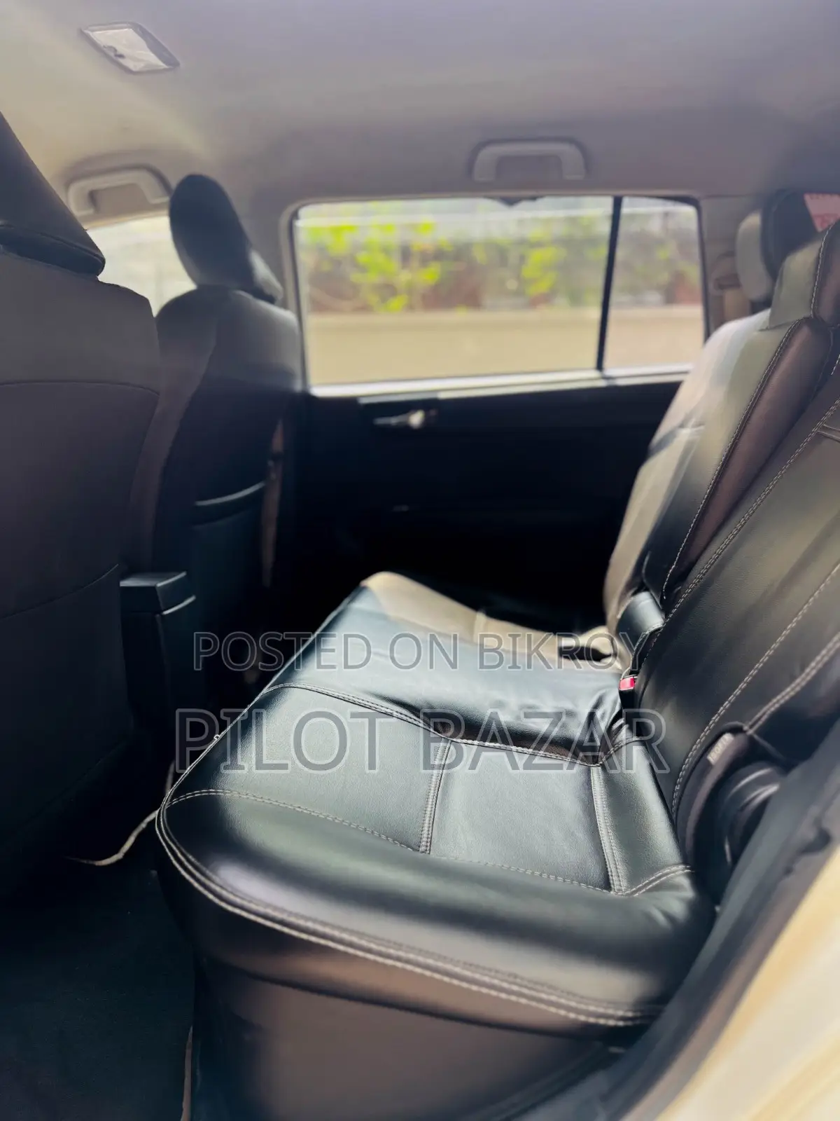 Toyota Corolla Fielder 1.5 Hybrid FWD 2015 Pearl