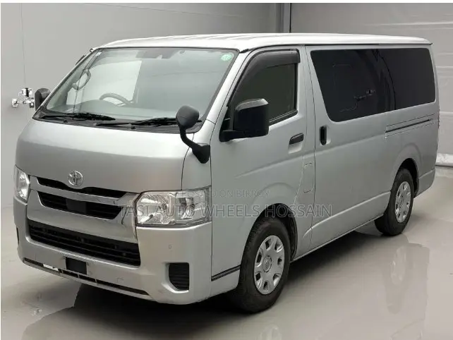 Toyota HiAce 2021 Silver