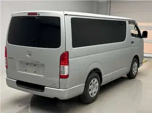 Toyota HiAce 2021 Silver
