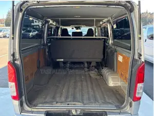 Toyota HiAce 2021 Silver