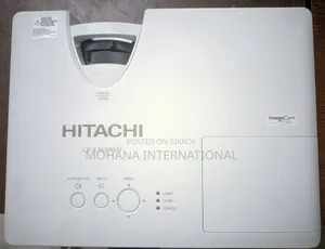Hitachi CP-X3030WN Projector