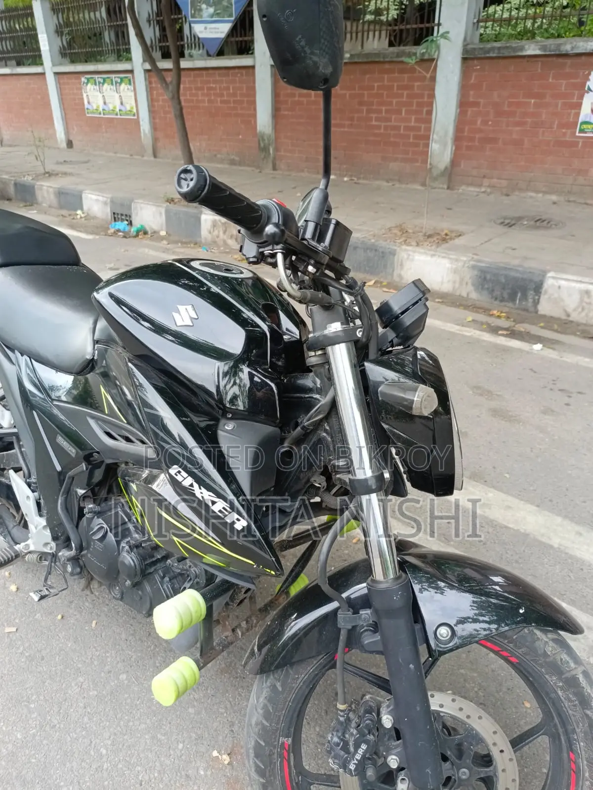 Suzuki 2023 Black