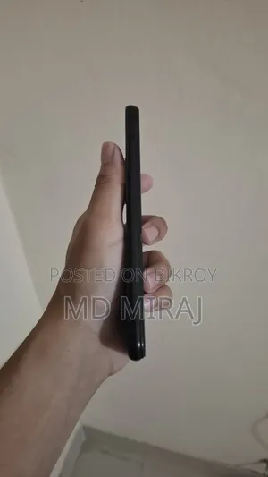Realme 64 GB Black