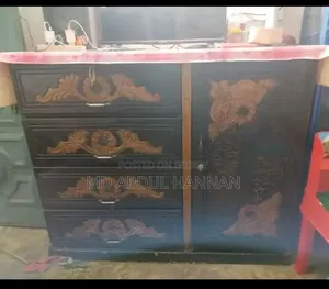 ওয়ার্ডরোব বিক্রি হবে