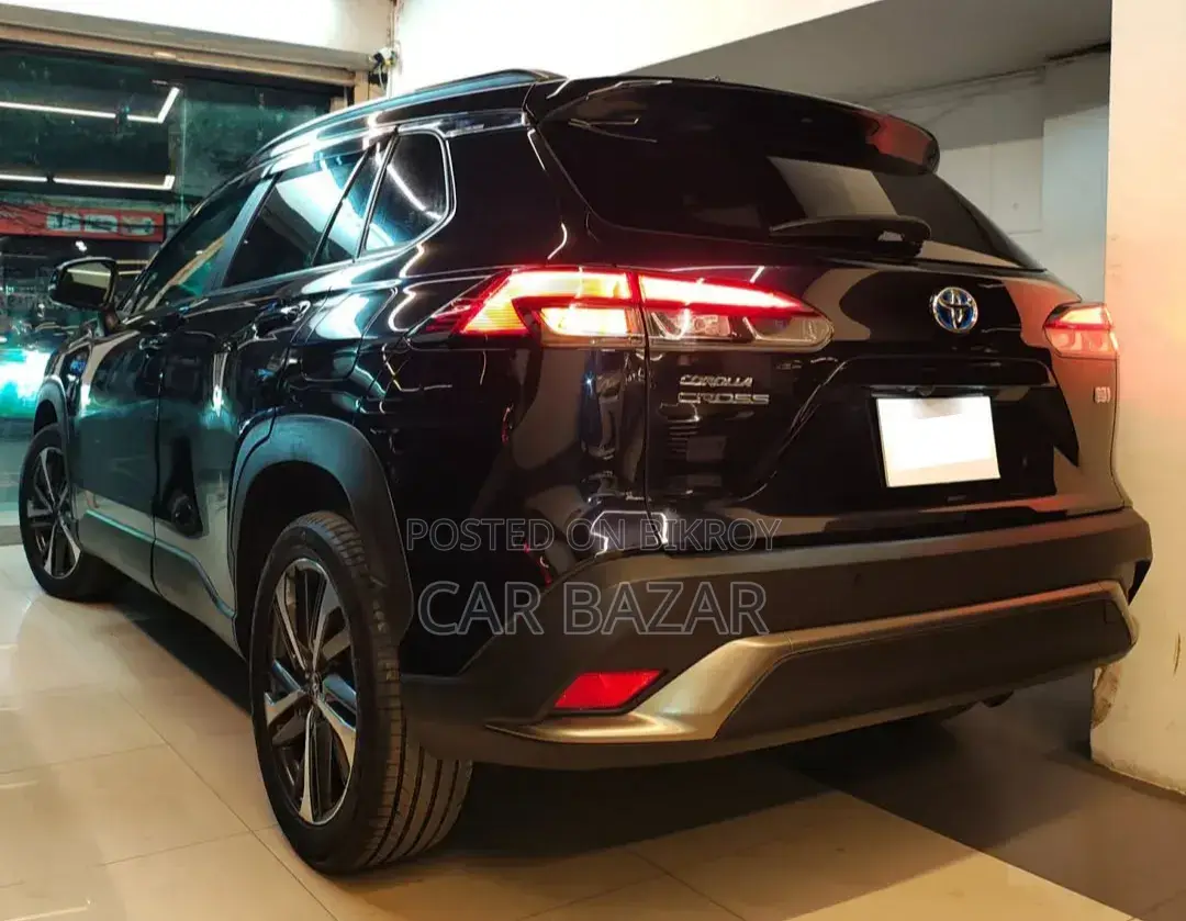 Toyota Corolla Cross 1.8 Hybrid AWD 2021 Black