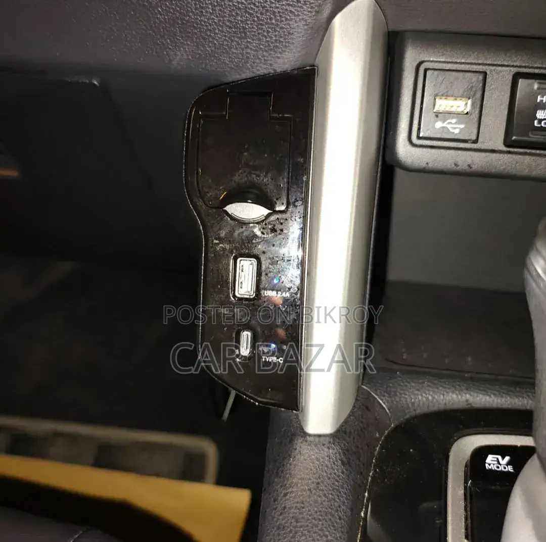 Toyota Corolla Cross 1.8 Hybrid AWD 2021 Black