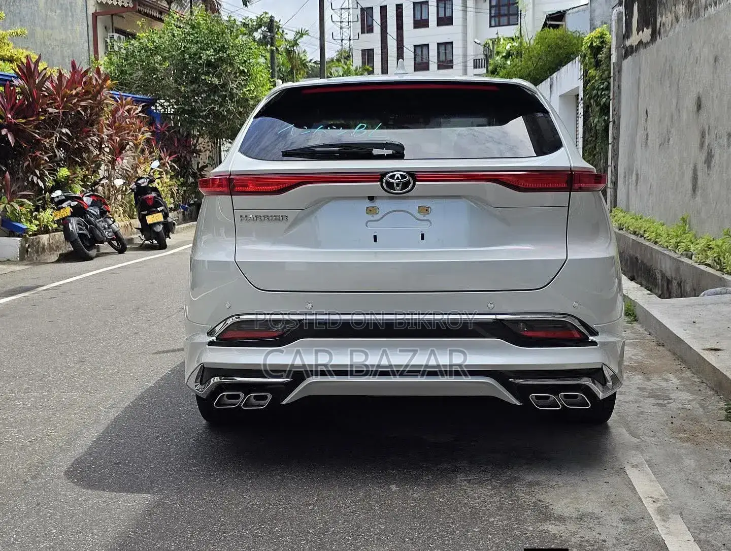 Toyota Harrier Hybrid Z 2023 Pearl