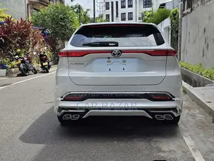Toyota Harrier Hybrid Z 2023 Pearl
