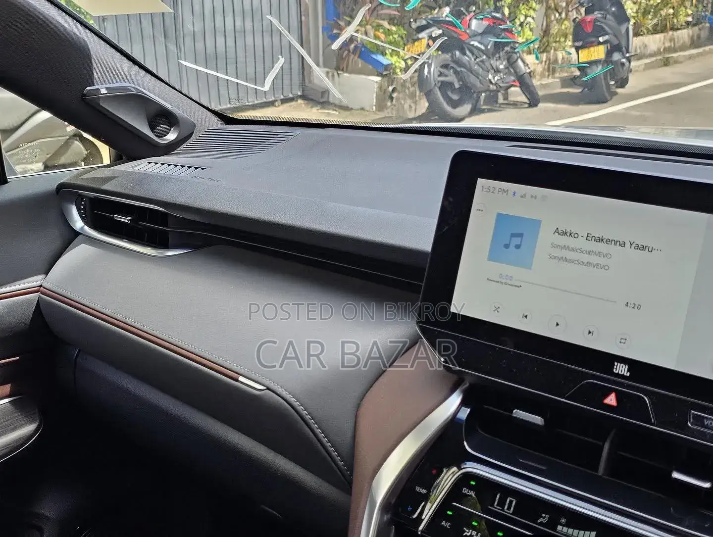 Toyota Harrier Hybrid Z 2023 Pearl