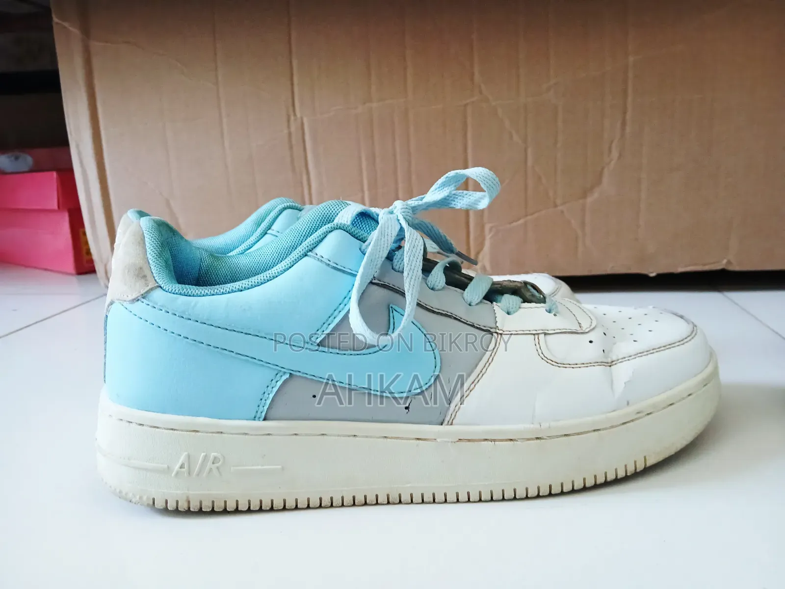 Nike Sneakers