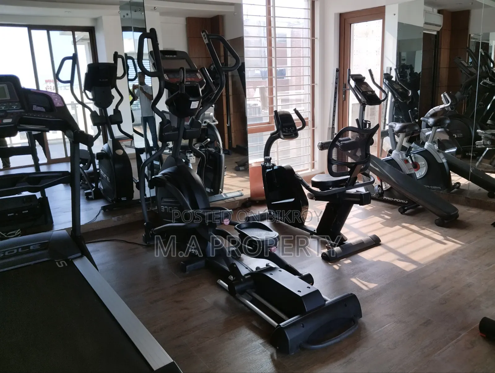 Furnished 4bdrm Apartment in Navana, Baridhara for Rent