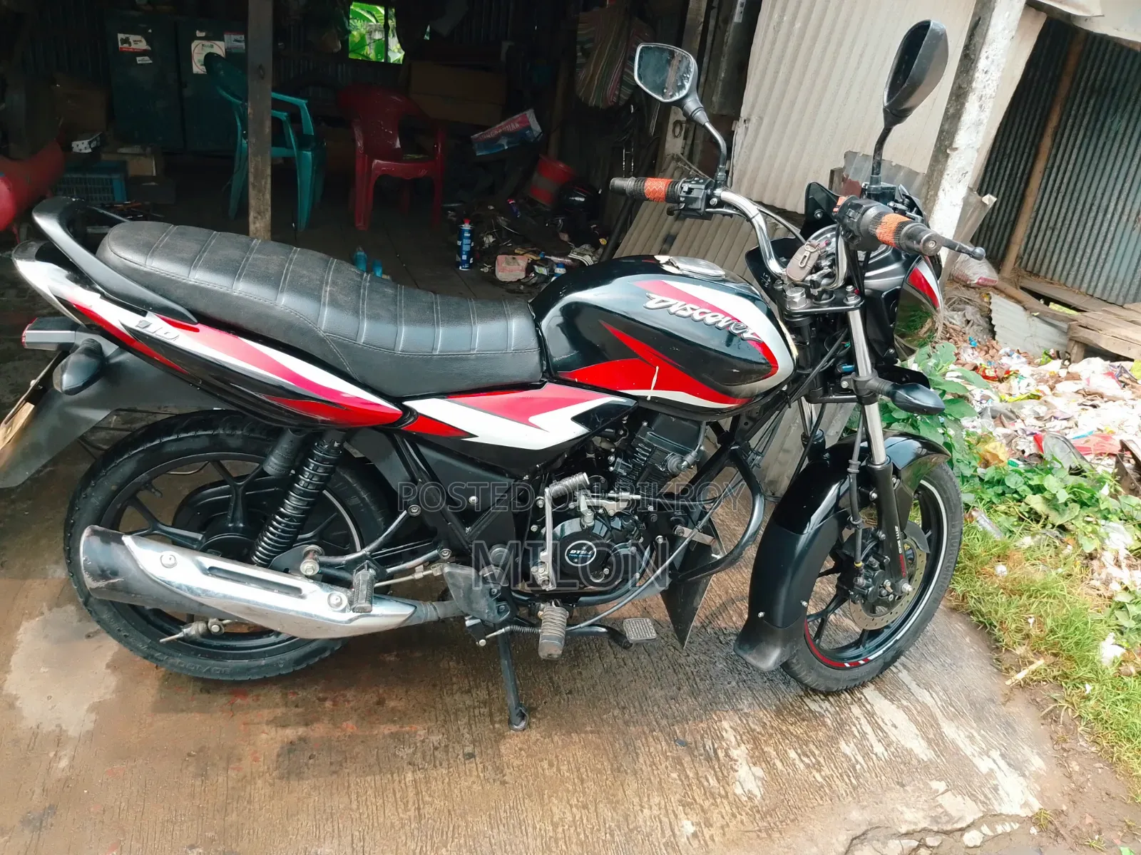 Bajaj Discover 2020 Black