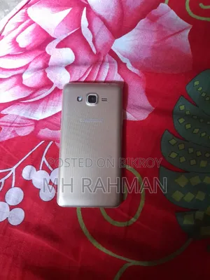 Samsung Galaxy J5 8 GB Gold