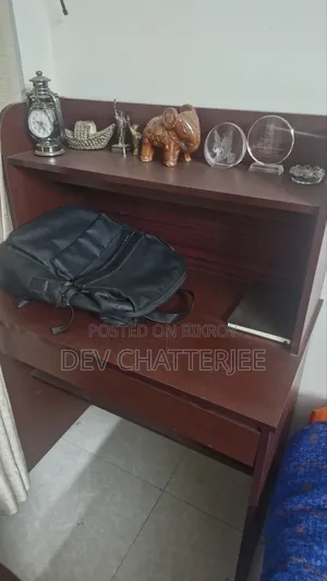 Reading Table