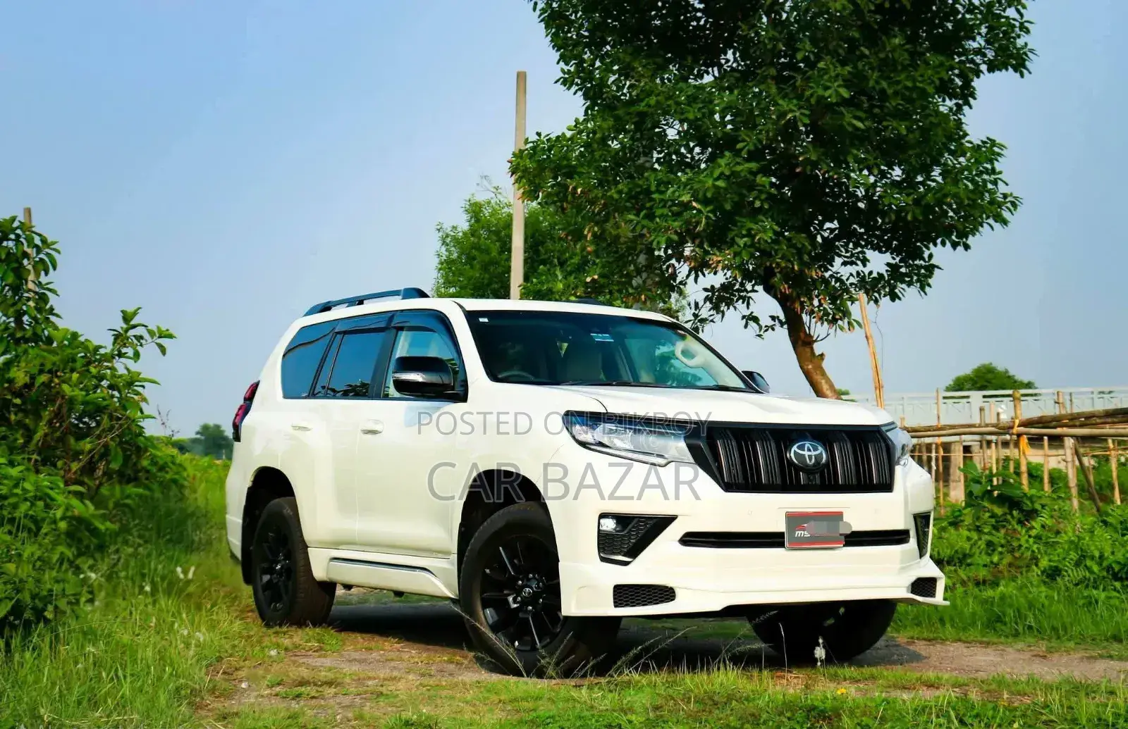Toyota Land Cruiser Prado 2.7 2023 পার্ল