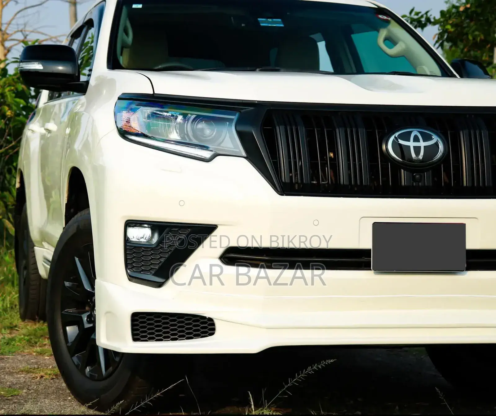 Toyota Land Cruiser Prado 2.7 2023 পার্ল
