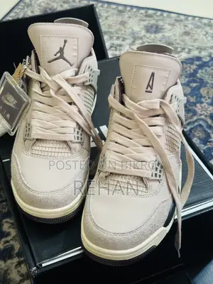 Air Jordan 4