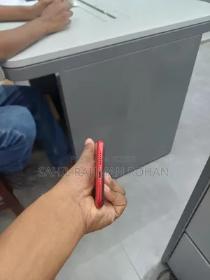 Apple iPhone XR 128 GB Red