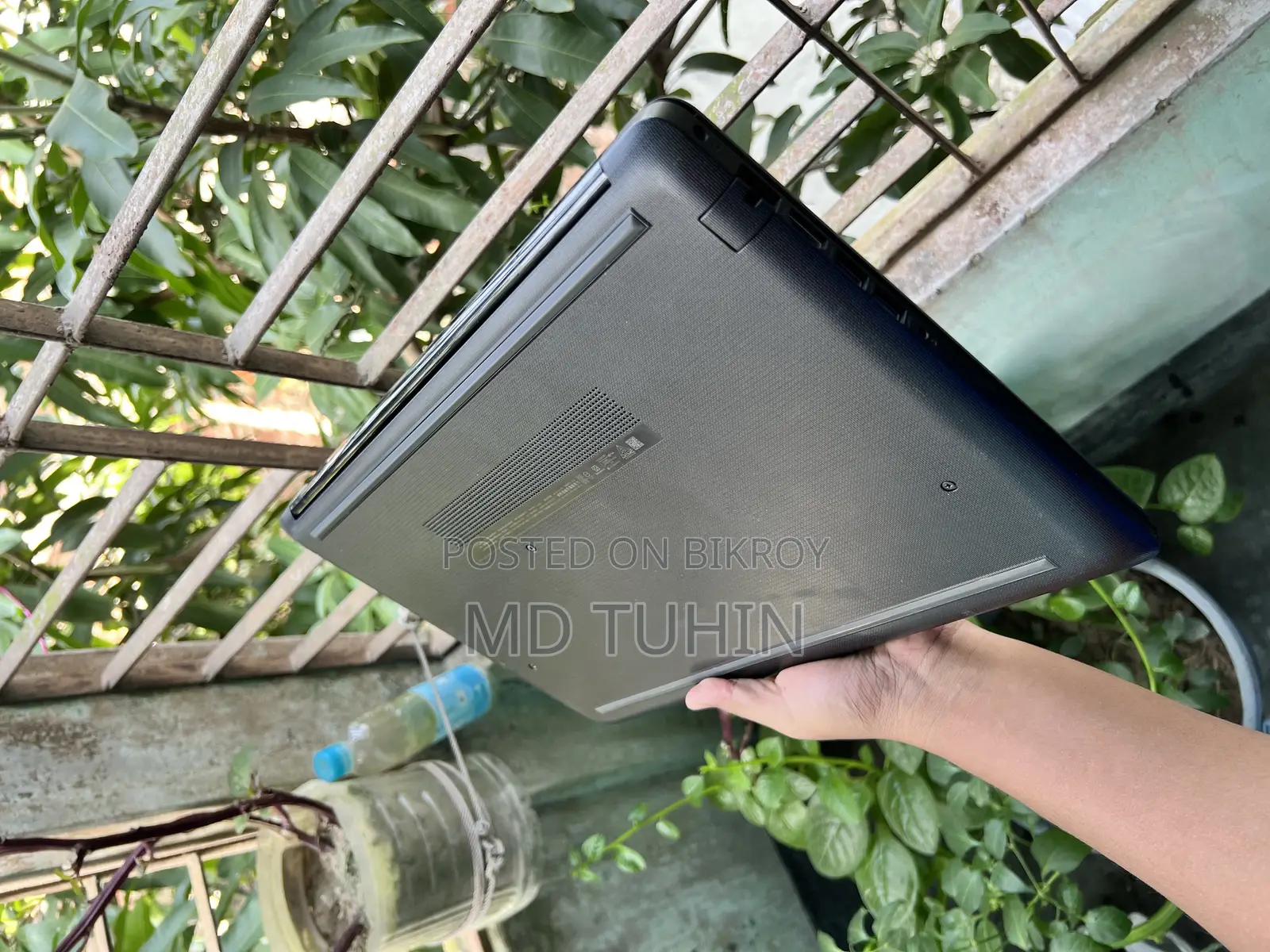 ল্যাপটপ এইচপি ১৫ ৪জিবি ইন্টেল কোর আই৩ এইচডিডি+এসএসডি ১টিবি