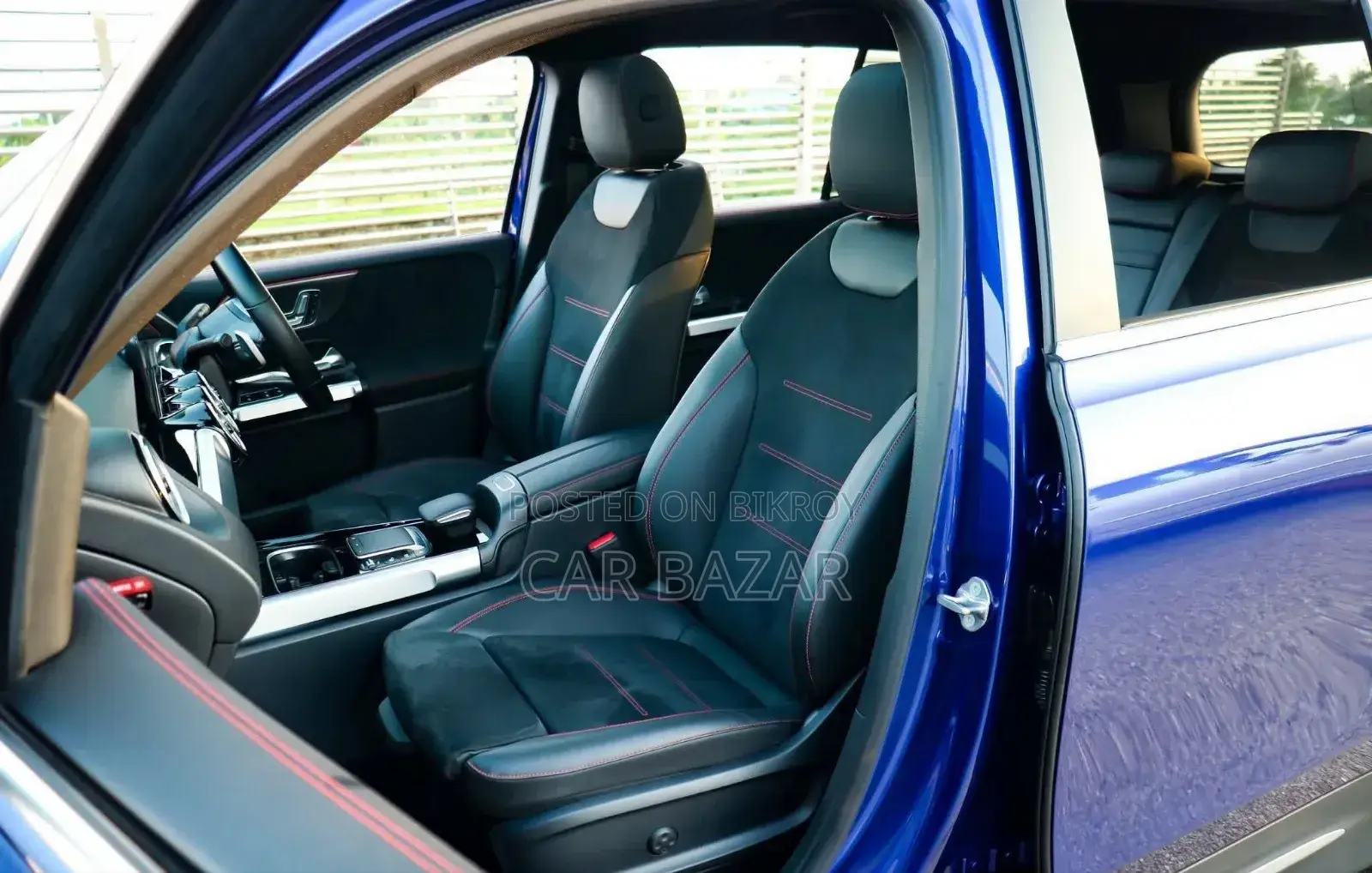 Mercedes-Benz GLB-Class GLB 200 4MATIC 2023 Blue