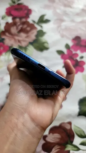 Vivo V50 512 GB Blue