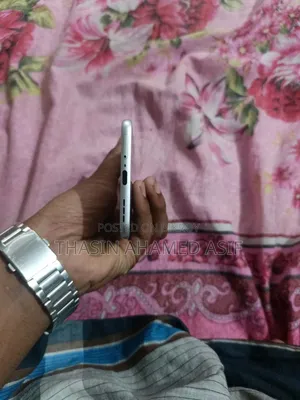Infinix Hot 60 Pro+ 128 GB Silver