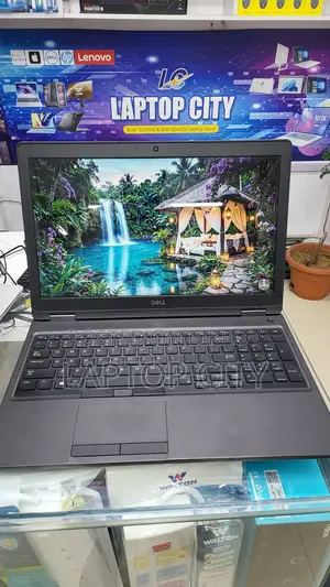 Laptop Dell Latitude 5590 8GB Intel Core I5 SSD 256GB