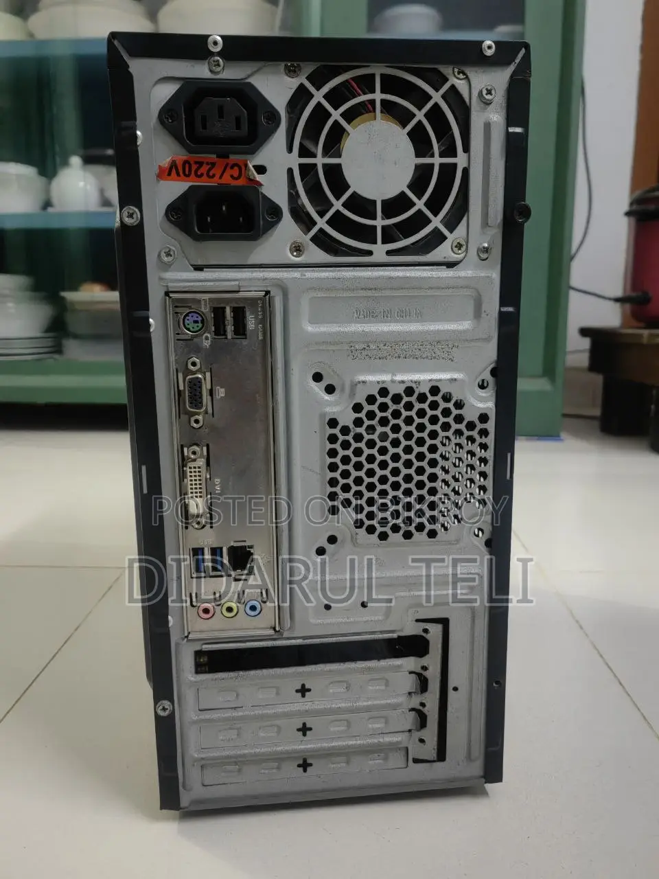 Gigabyte GA-H110MSTX-HD3-ZK 4GB Intel Core I3 SSD 128GB