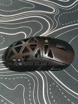 Selling MCHOSE A7X Ultra Gaming Mouse.