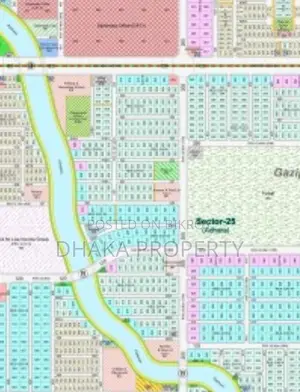 75ft Rd 7.5 Katha Lake South at Sector-25