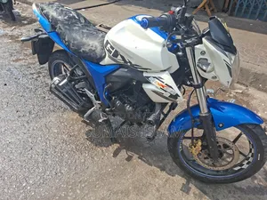 Suzuki Gixxer Monotone 2017 White