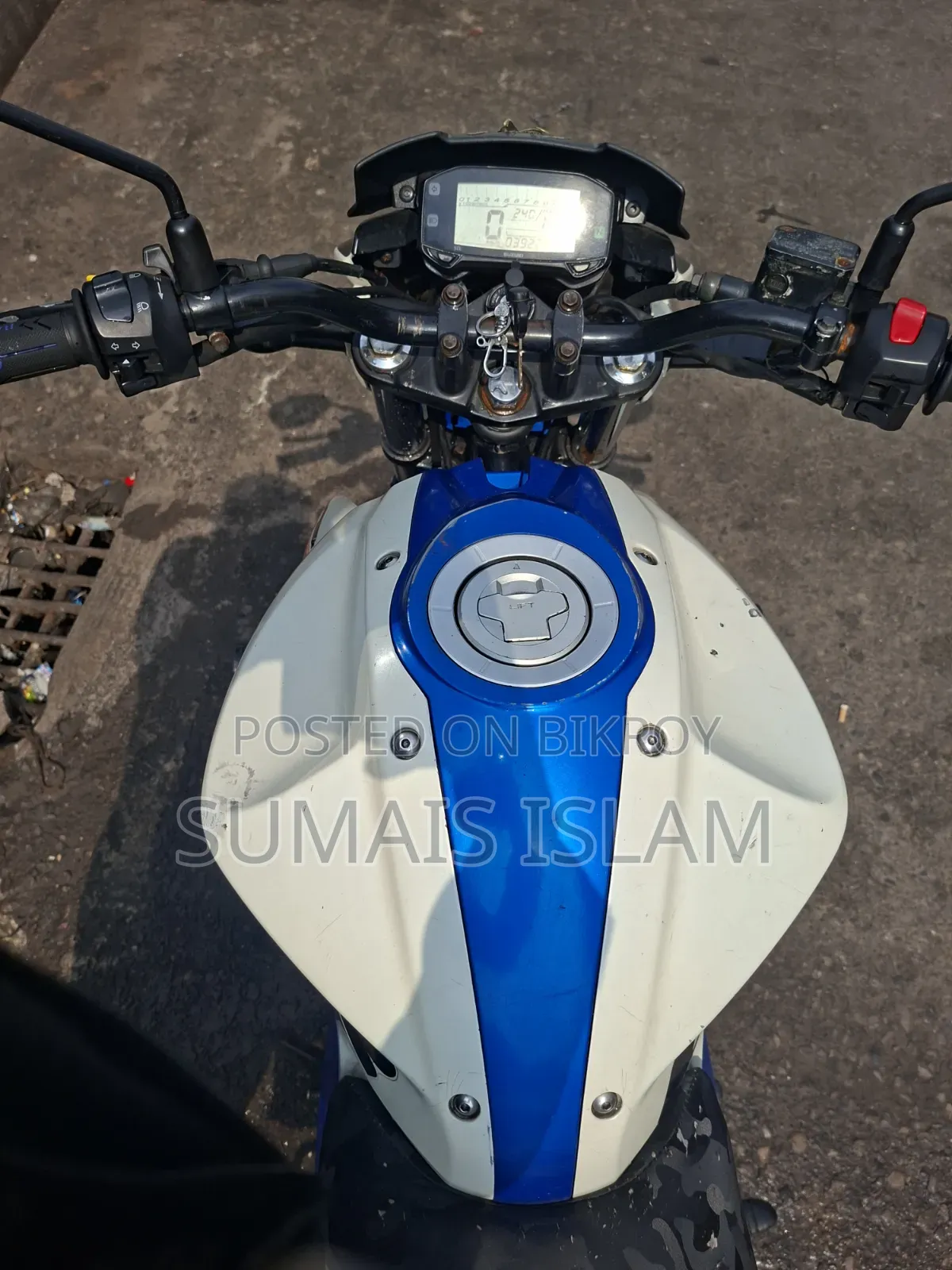 Suzuki Gixxer Monotone 2017 White