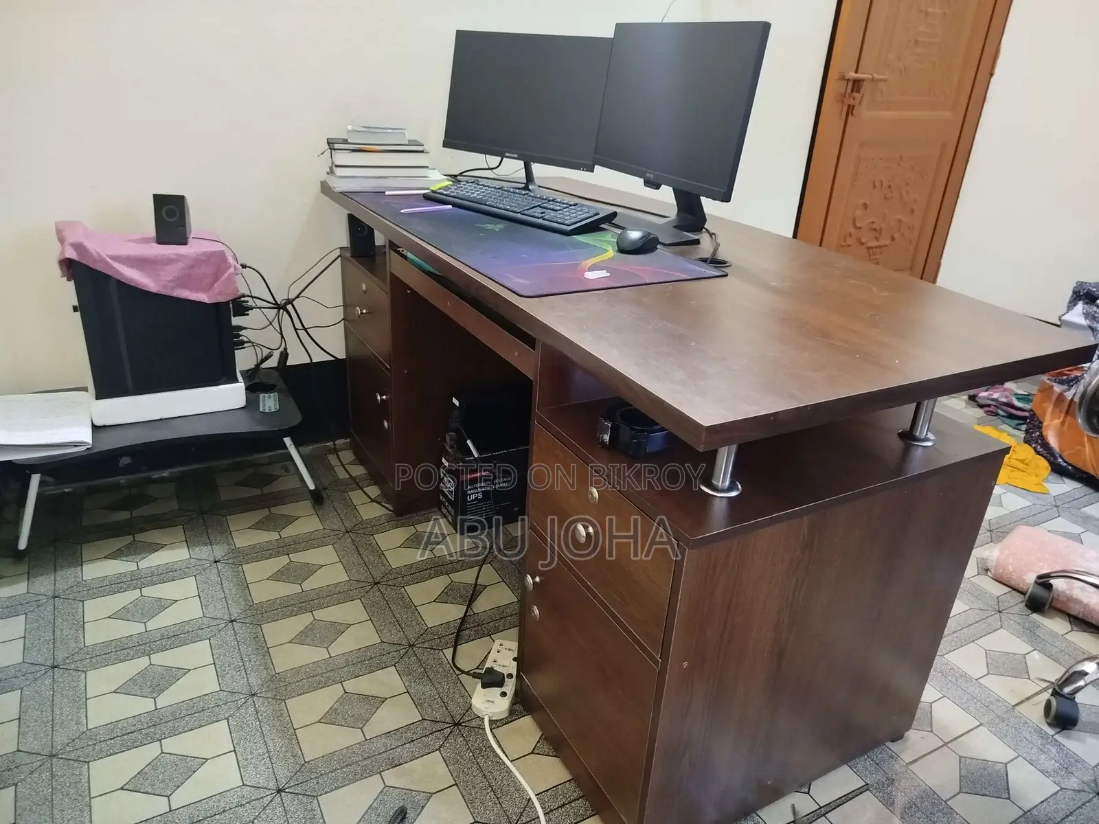 Executive Table Chair