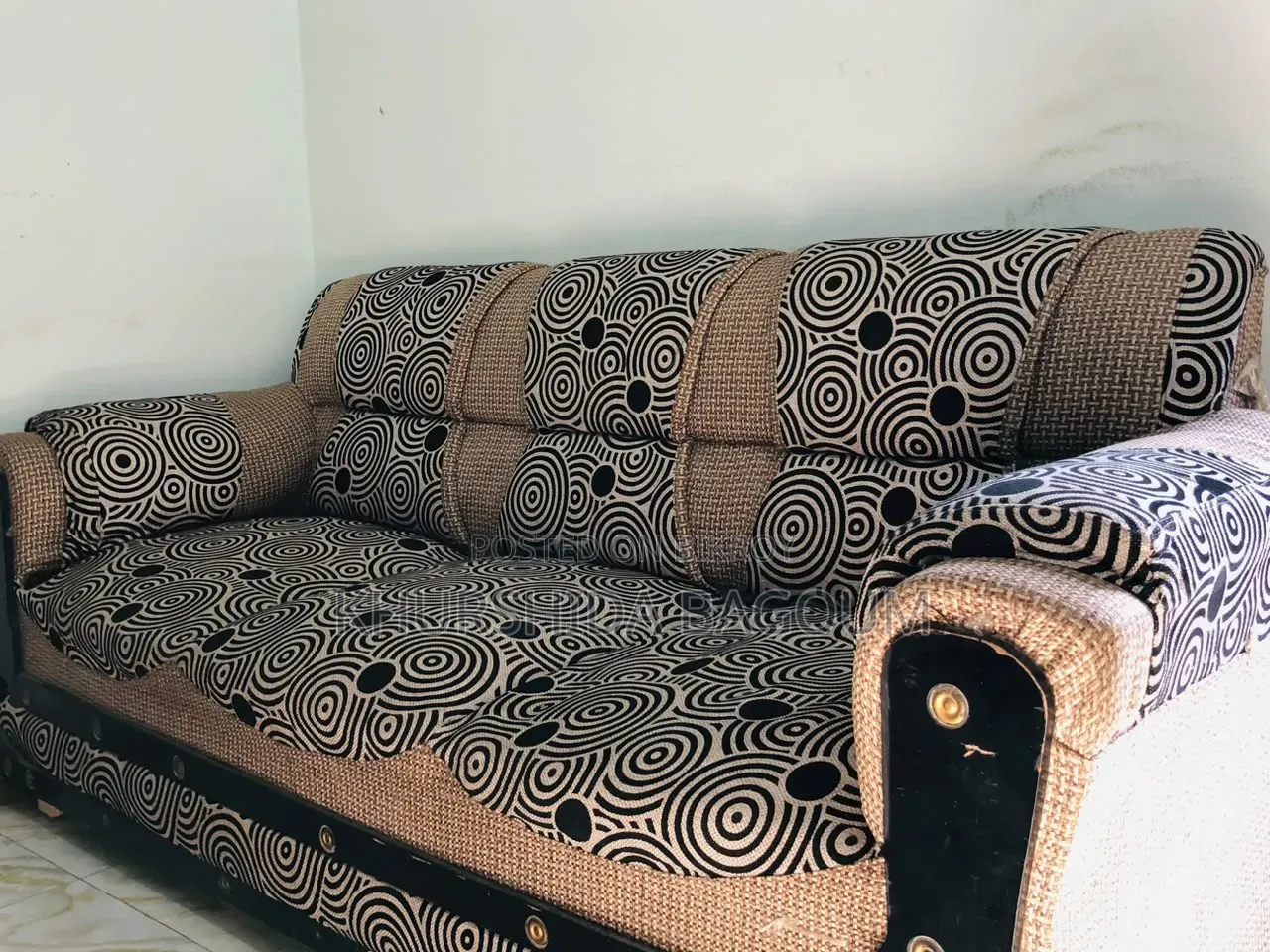 Sofa Set Selling