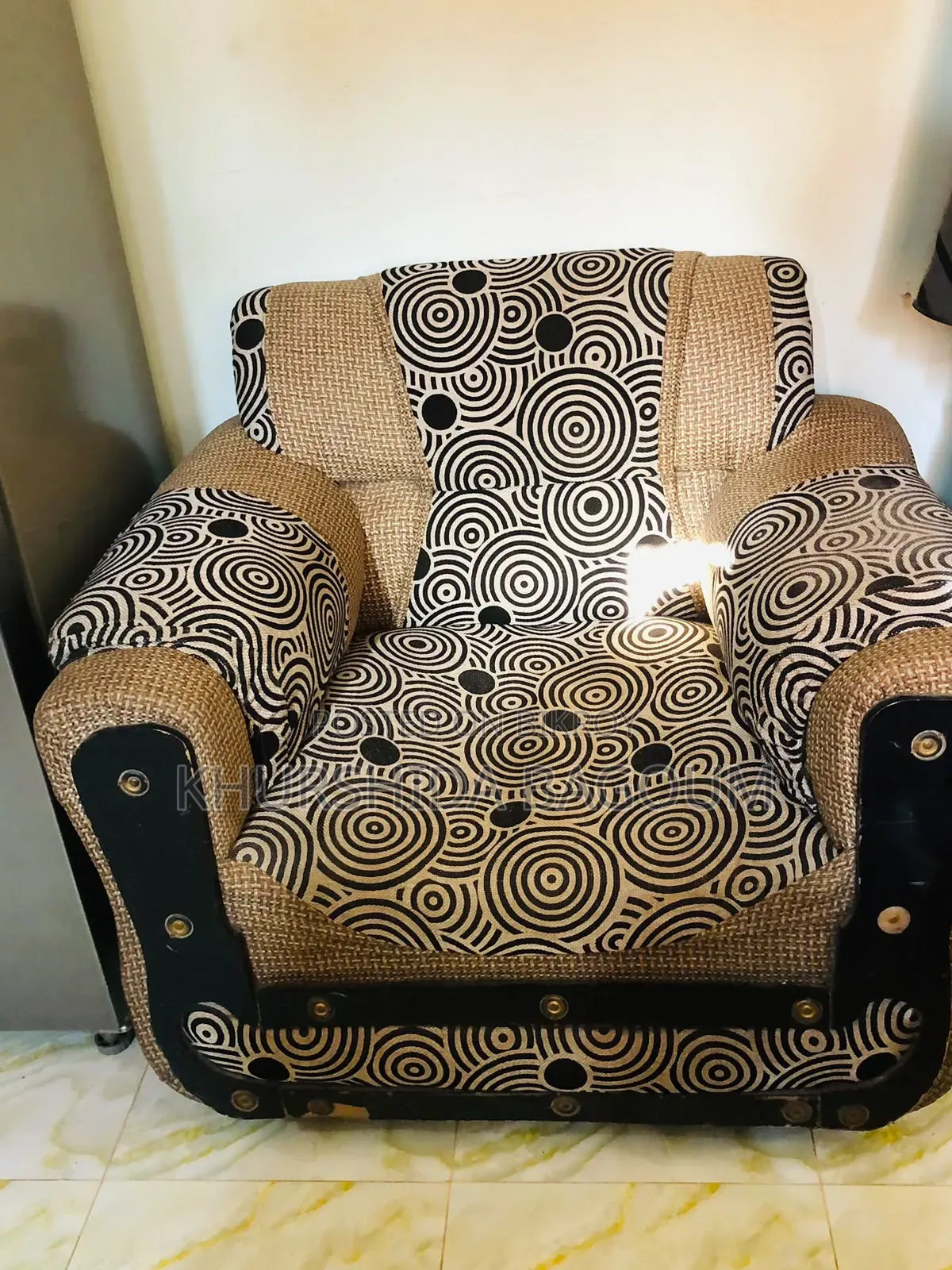 Sofa Set Selling