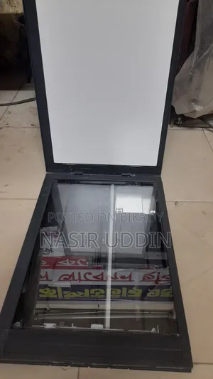 Canon Canonscan Lide 300 Flatbed Scanner