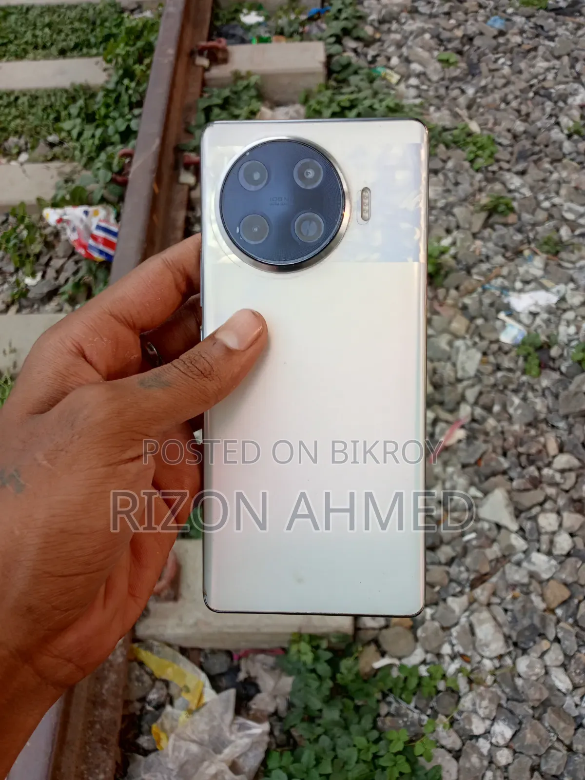 Tecno Spark 20 Pro Plus 256 GB White