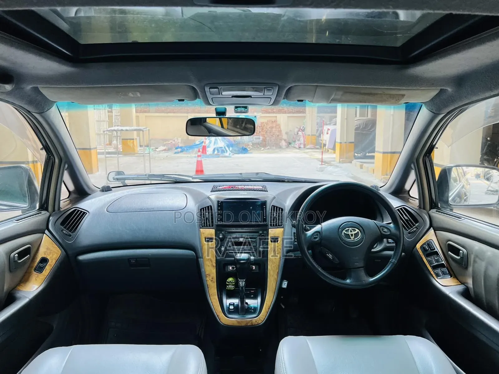 Toyota Harrier 3.0 V6 4WD 1999 Black