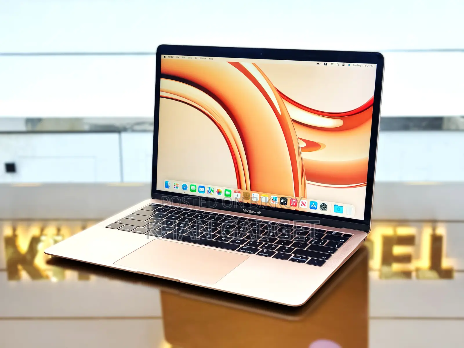 ল্যাপটপ Apple MacBook Air ২০১৯ ৮জিবি ইন্টেল কোর আই৫ এসএসডি ২৫৬জিবি