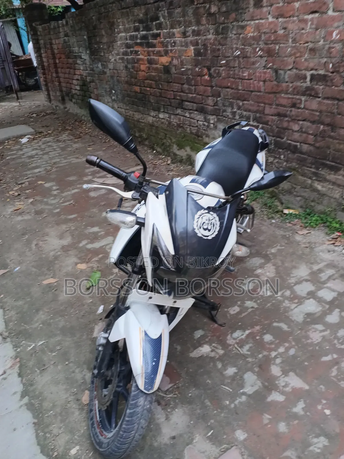 TVS Apache RTR 160 2V 2022 White