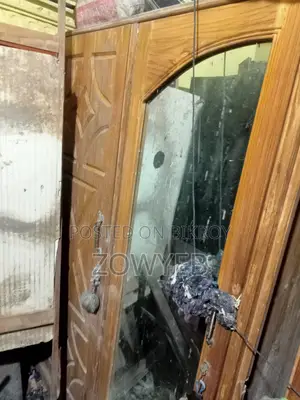 চার পার্ট এর আলমারি, কিং সাইজ বেড, ড্রেসিং টেবিল
