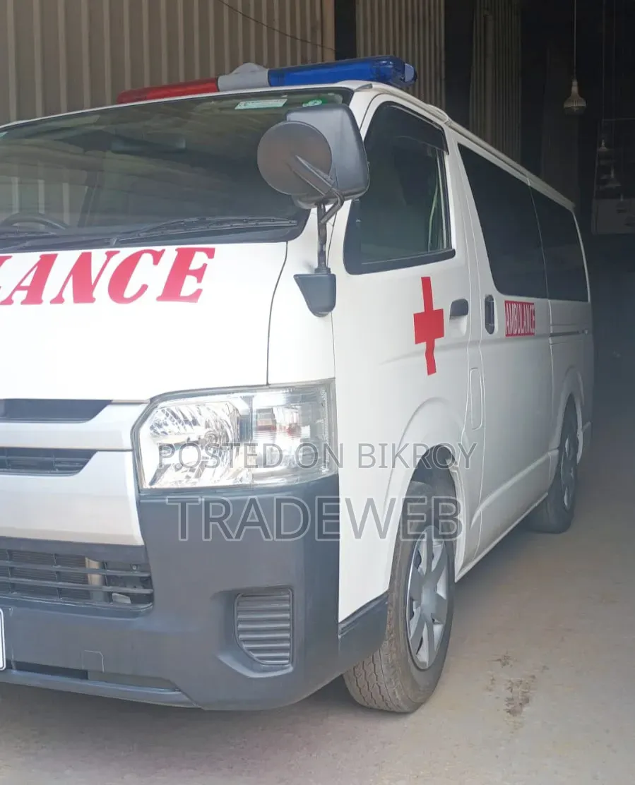 Toyota HiAce 2020 White