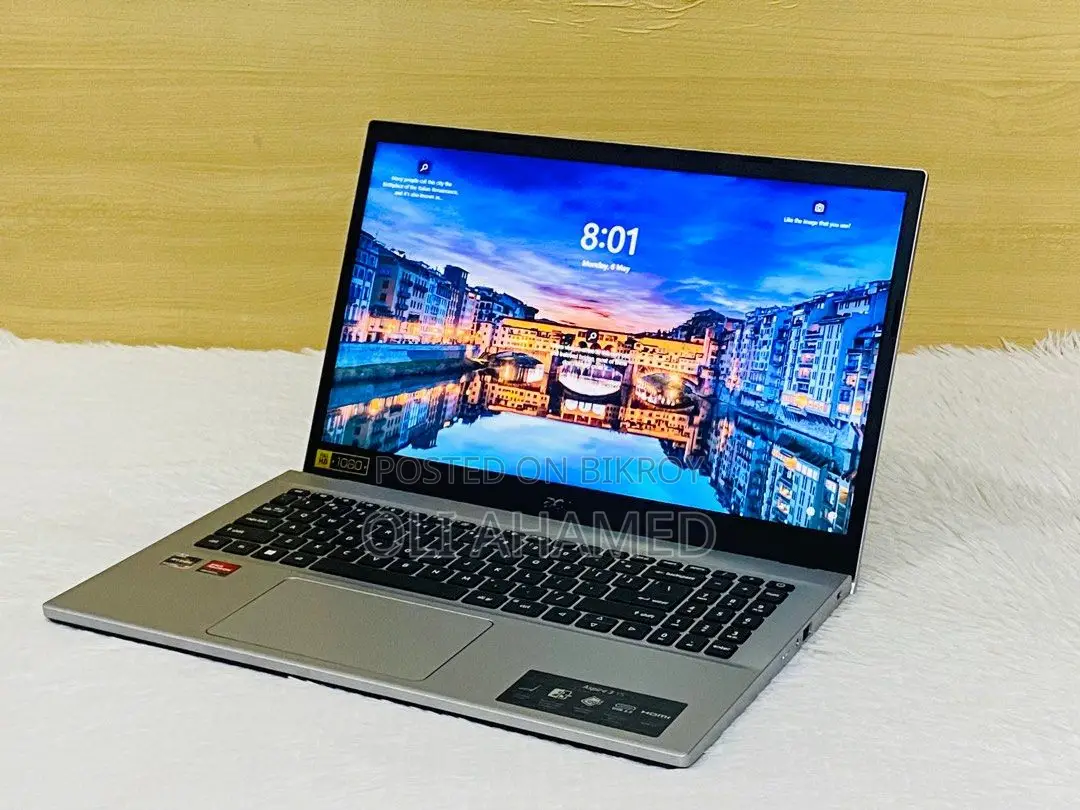 Laptop Acer 4GB Intel SSD 500GB