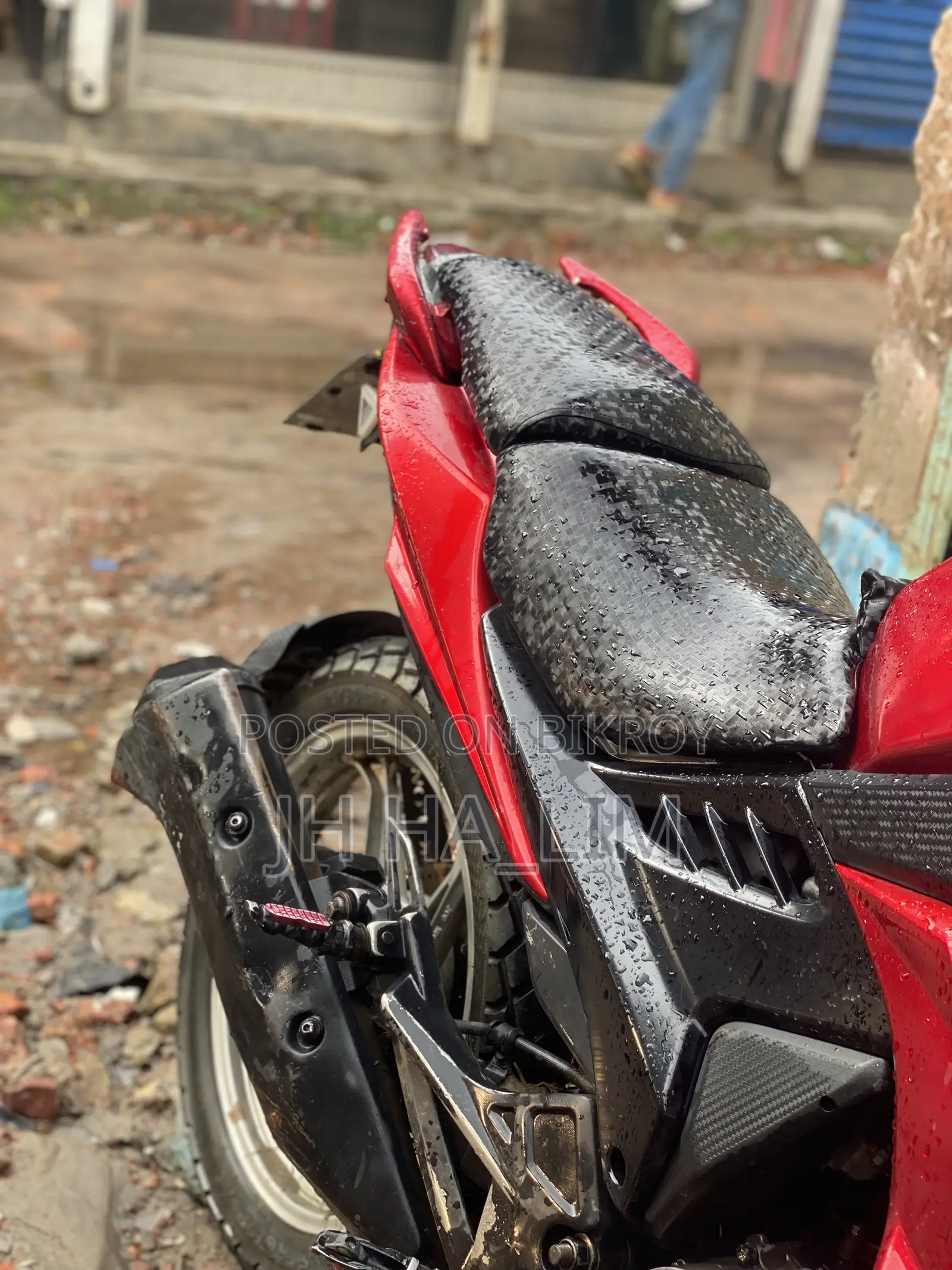 Lifan 2018 Red