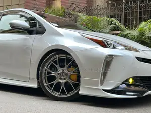 Toyota Prius Limited FWD 2020 White